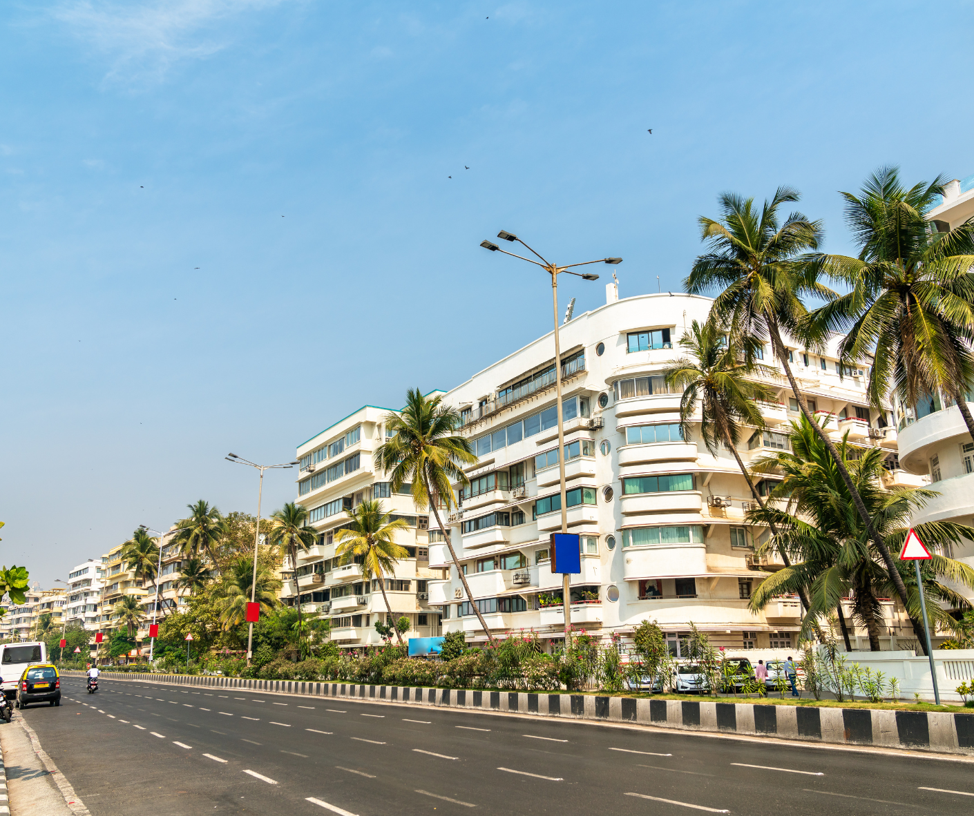 Kapur Mahal – Apartment for Sale in Marine Drive